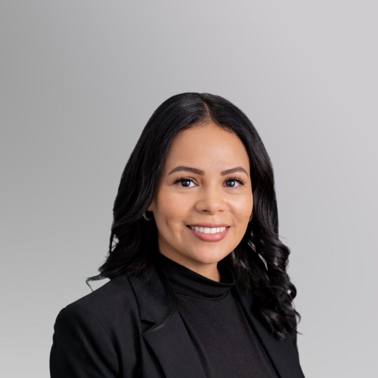 Victoria Serafin, Escrow Officer at Diamond Valley Escrow